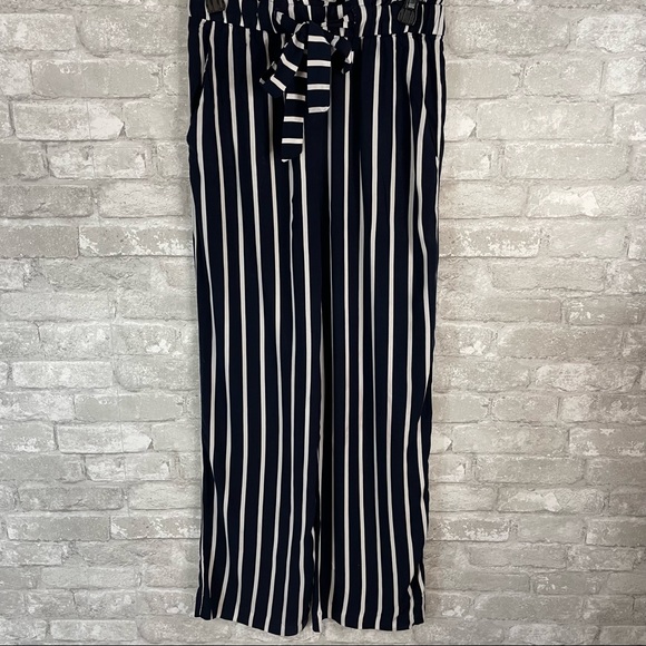 H&M Striped Paper Bag Pants - Picture 2 of 7